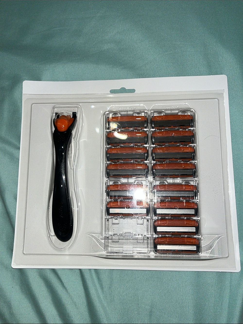 New BIC Comfort 3 Refillable Three-Blade Disposable Razors for Men Kit, 14 pc